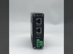 Industrial PoE injector with Gigabit Ethernet for solar-powered systemand long-distance cabling