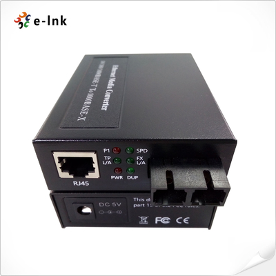 10/100/1000BASE-T to 1000BASE-FX Fiber Media Converter with Built-in Power Supply